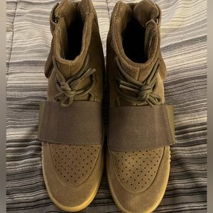 Yeezy Boost 750 “Chocolate”